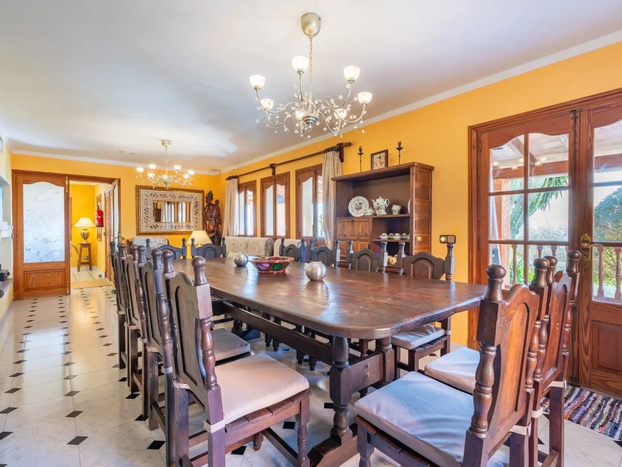 Villa 'Oscols d'Alt' mit eigenem Pool-Binnen