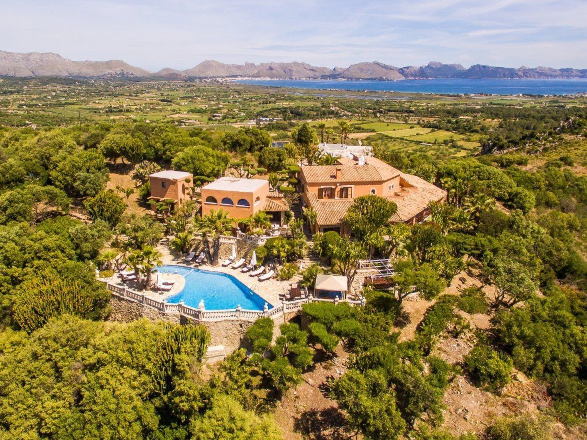 Villa 'Oscols d'Alt' mit eigenem Pool-Binnen