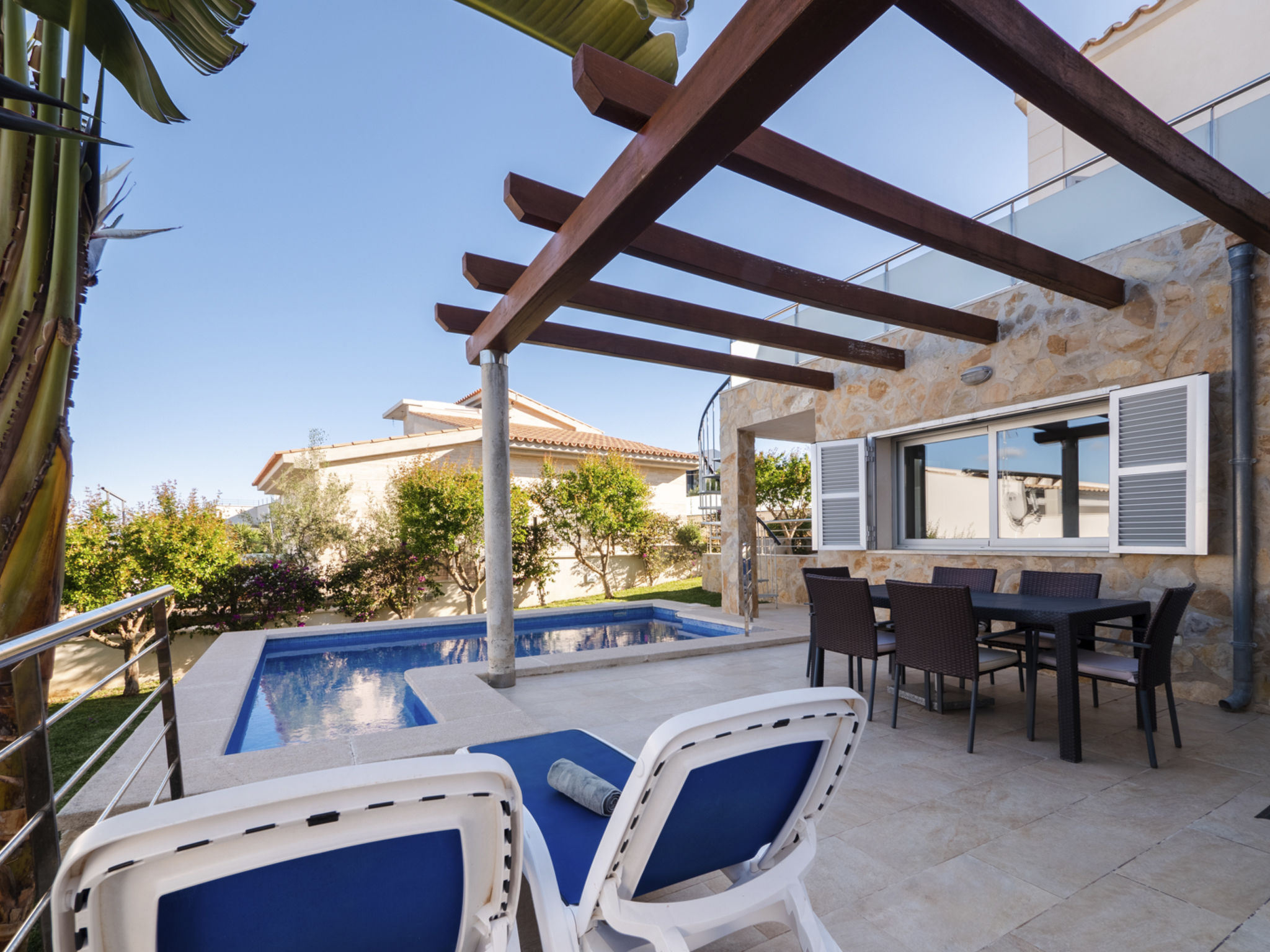 Photo of Moderne Villa mit Pool, Terrasse und traumhaften Meerblick