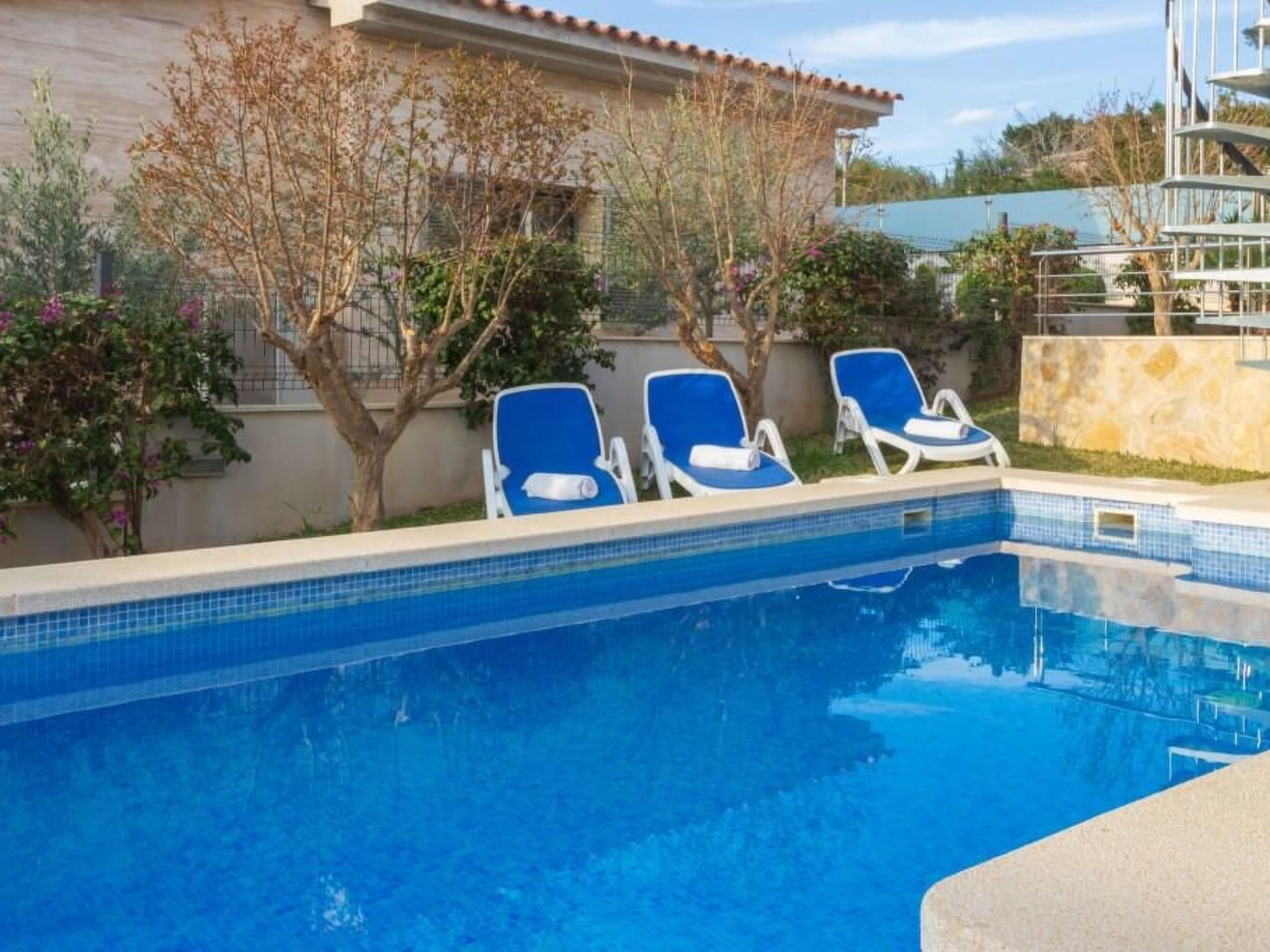 Photo of Moderne Villa mit Pool, Terrasse und traumhaften Meerblick