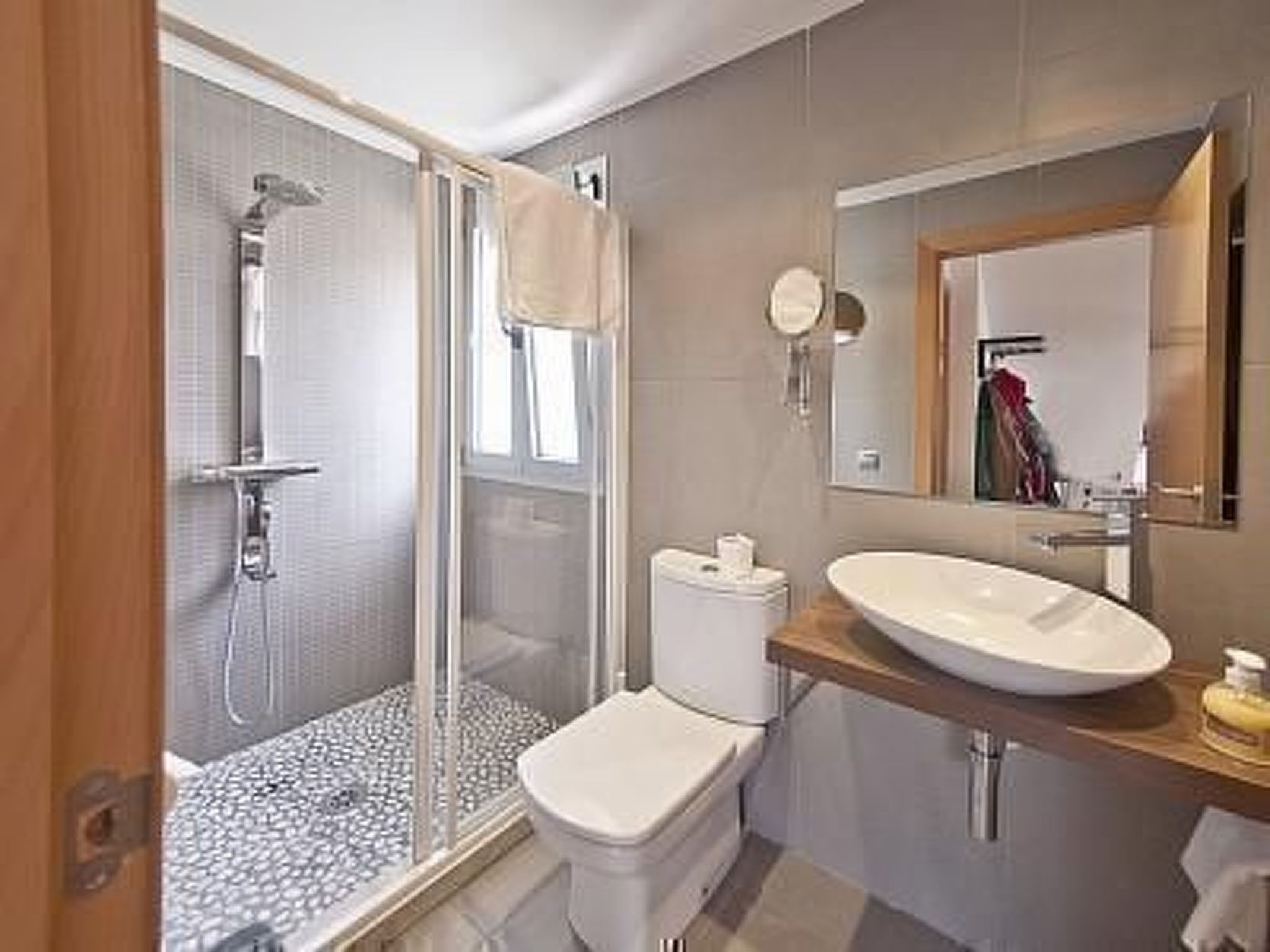 Photo of Moderne Villa mit Pool, Terrasse und traumhaften Meerblick