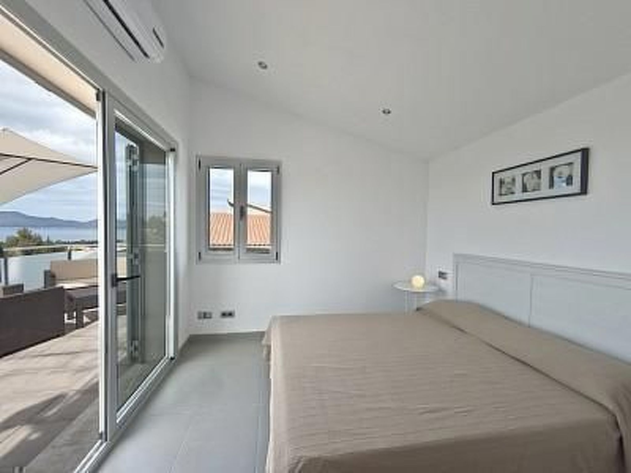 Photo of Moderne Villa mit Pool, Terrasse und traumhaften Meerblick