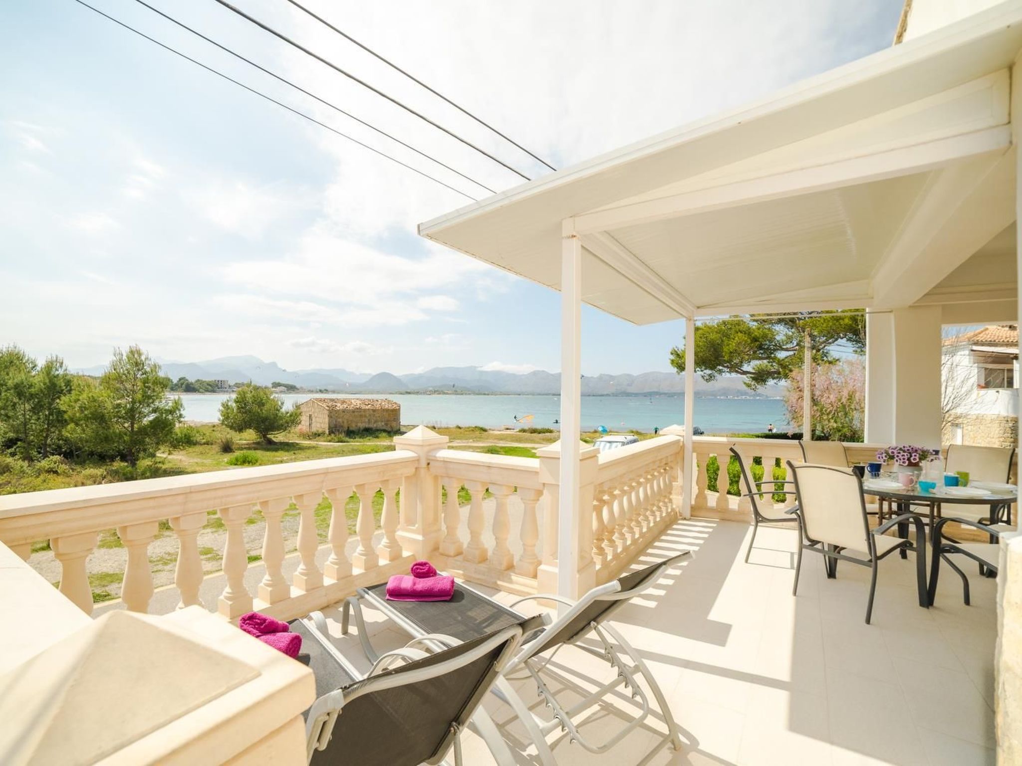 Photo of Schöne Wohnung mit Aussicht P30MLL