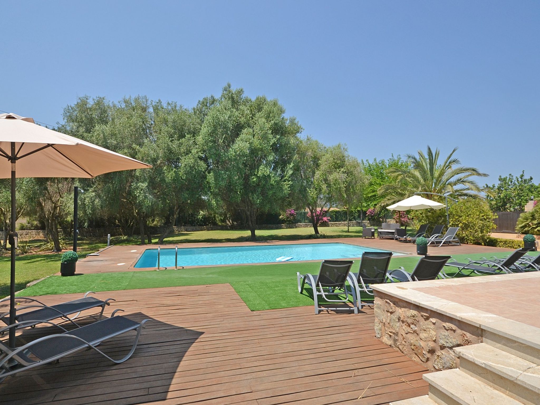 Photo of Santa Maria