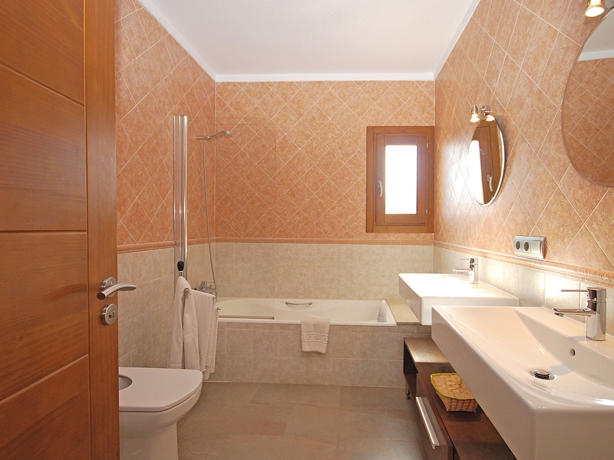 Photo of Santa Maria