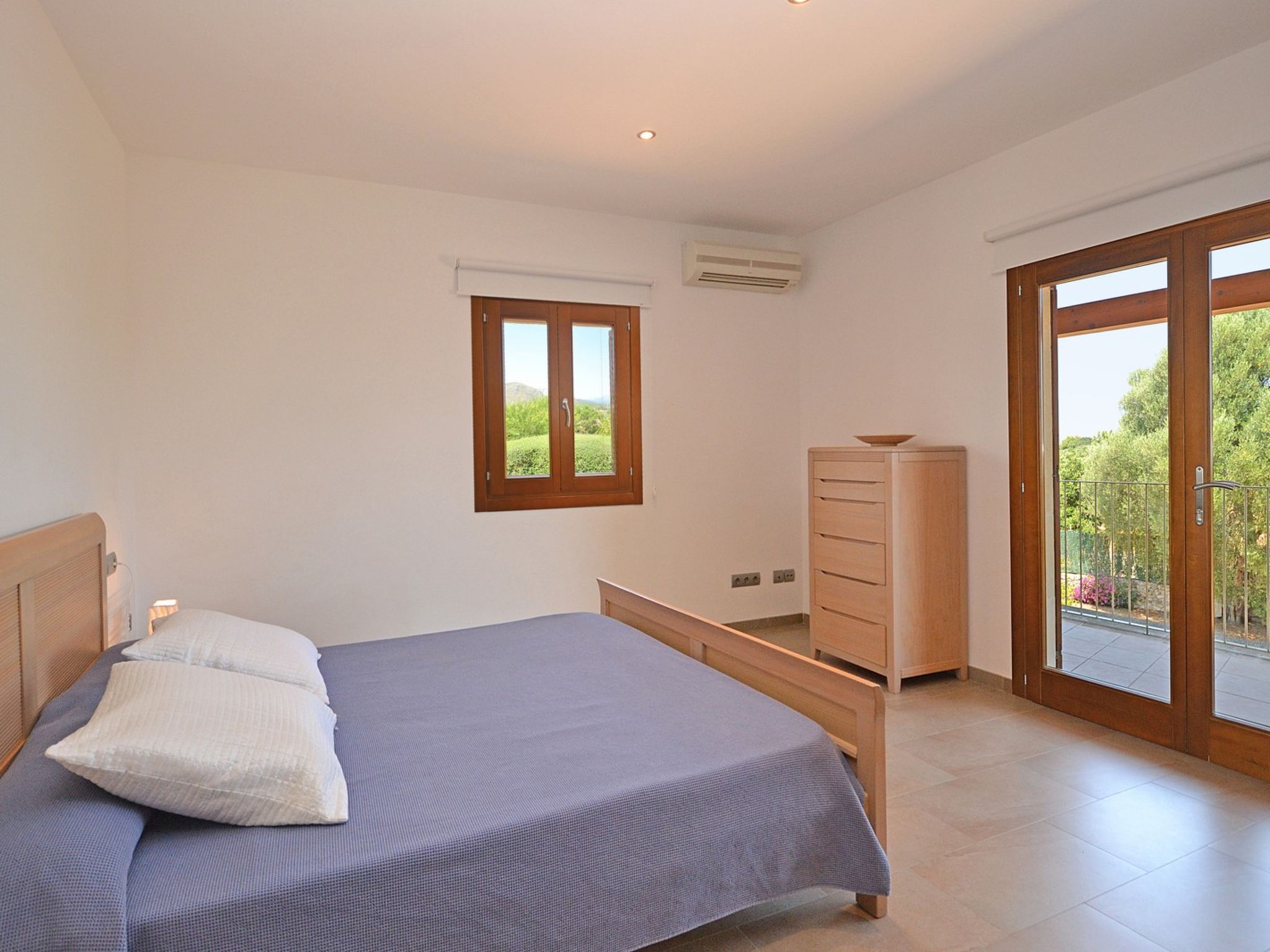 Photo of Santa Maria