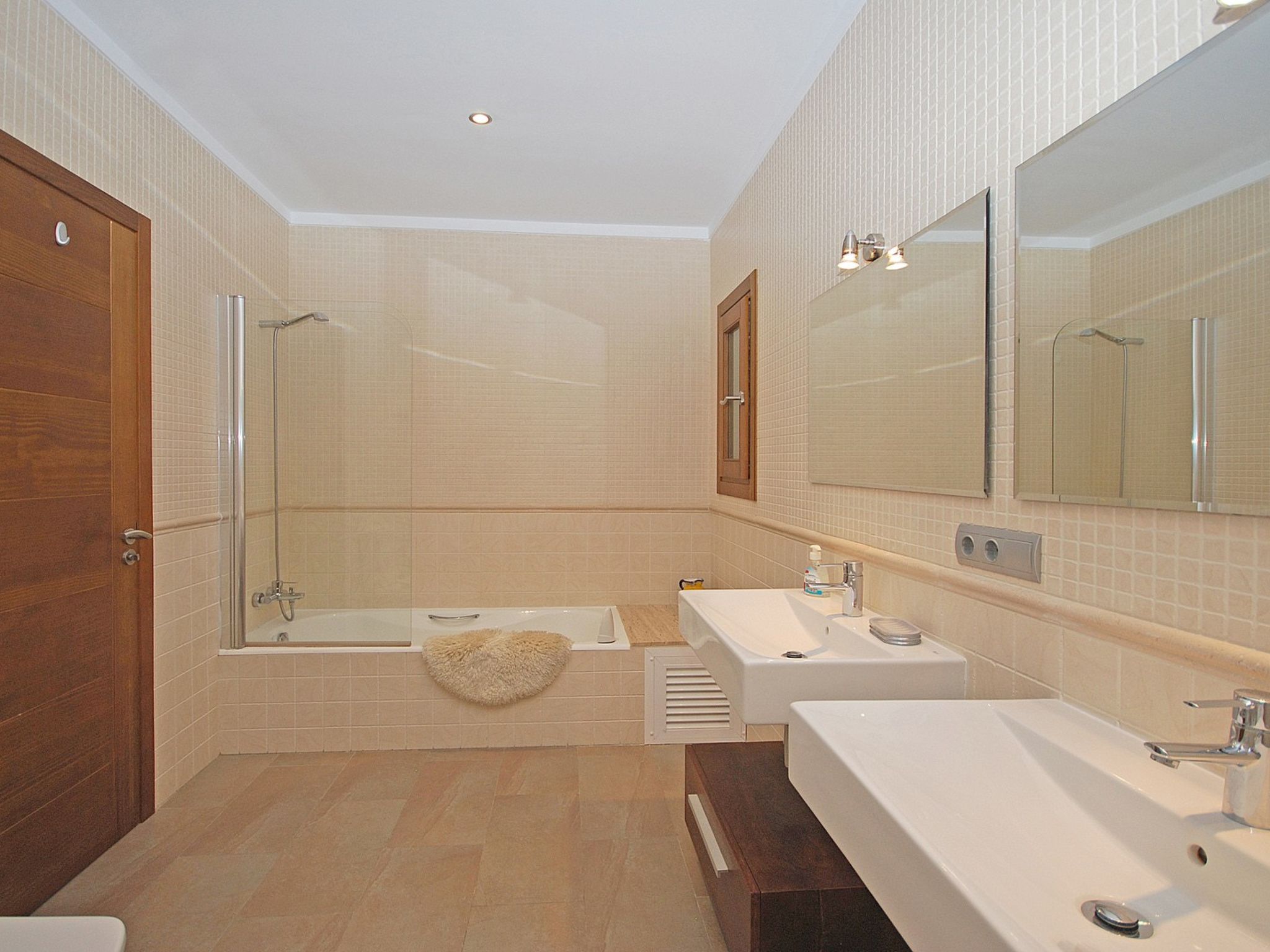 Photo of Santa Maria