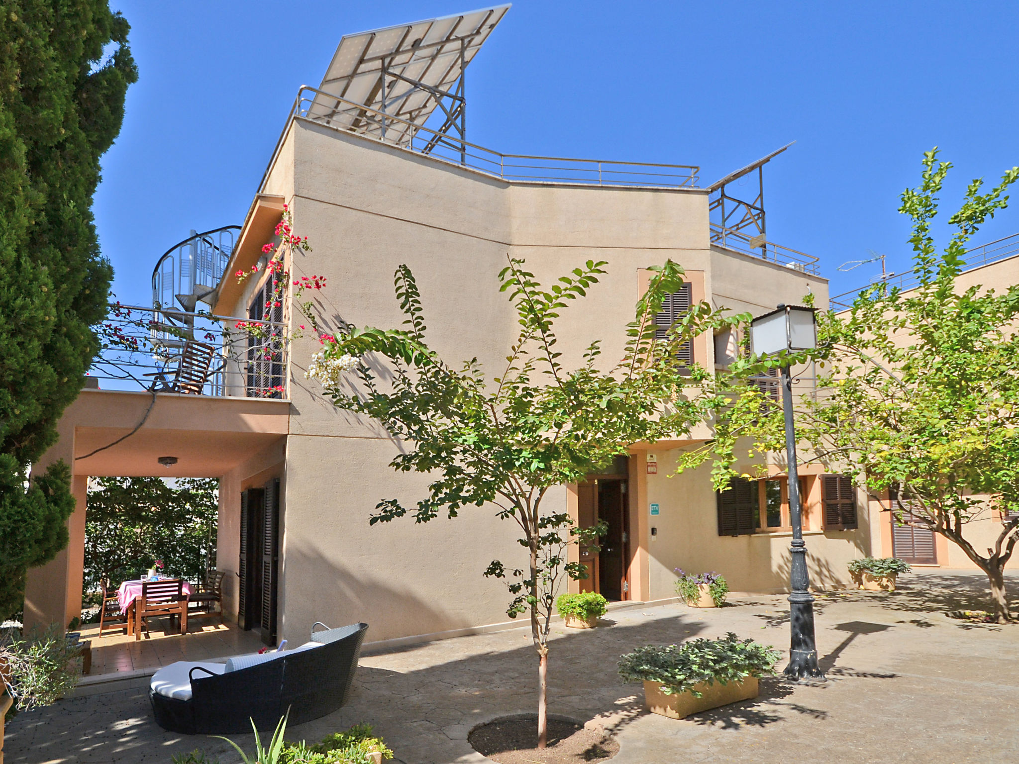 Photo of Amparo Luca