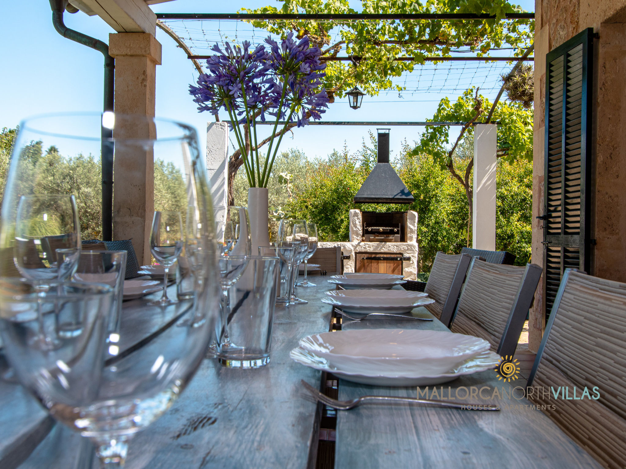 Photo of Cal Mercader Gran Villa con Piscina y Jardín