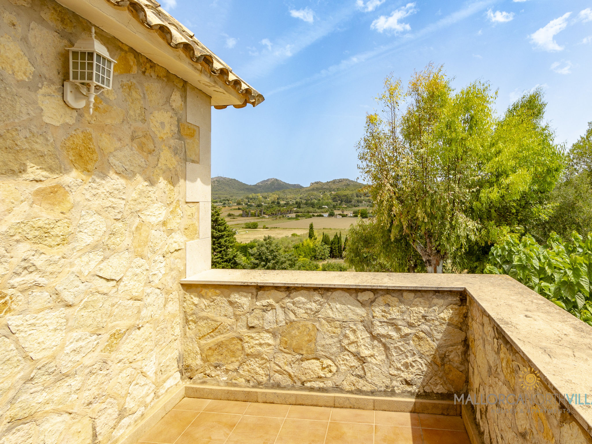 Villa Alejandra en Alcúdia - Outside