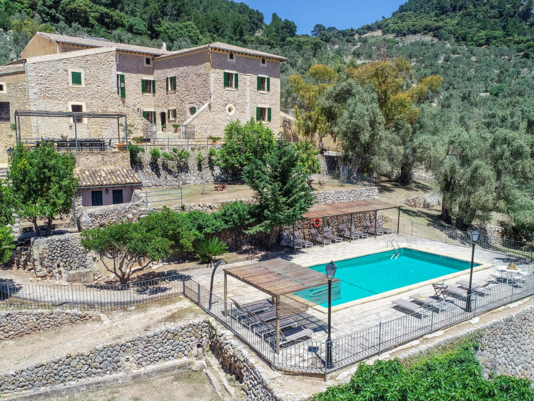 Caballeria 16 Familiar