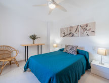 Luxe appartement aan zee in Port d'Alcúdia, 50m van het strand - thumbnail 5