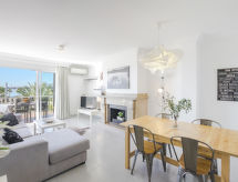Luxe appartement aan zee in Port d'Alcúdia, 50m van het strand - thumbnail 5