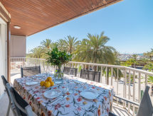 Luxe appartement aan zee in Port d'Alcúdia, 50m van het strand - thumbnail 3