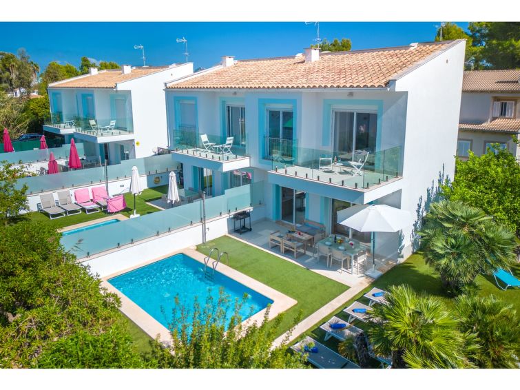 5-persoons vakantiehuis met privézwembad en meerzicht in Port d'Alcúdia in Port d'Alcúdia