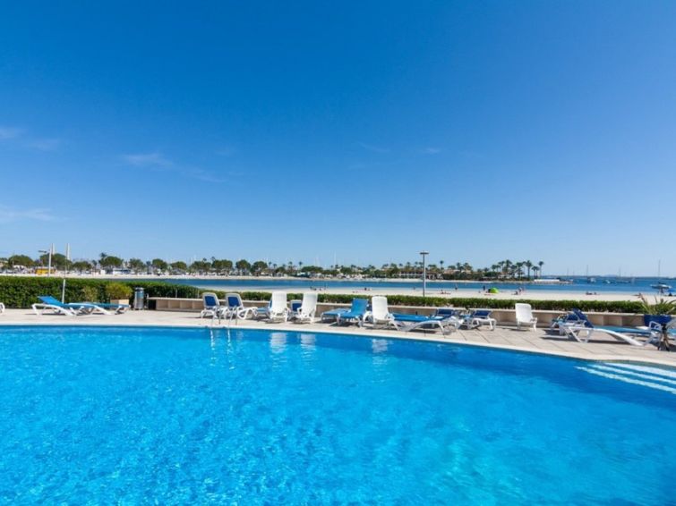 Search and Stay destination Port d'Alcúdia, IB - Spain from AU$ 231. Carabela Front Beach & Pool