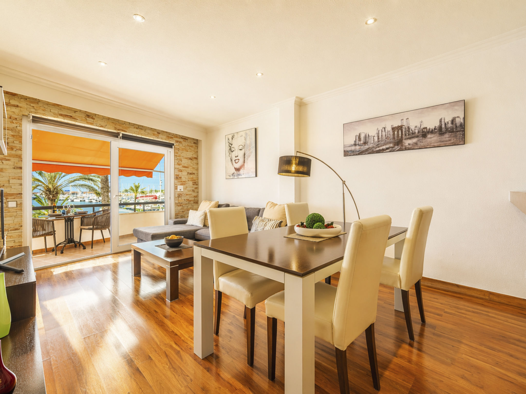 Marina Sea Views - Image 4