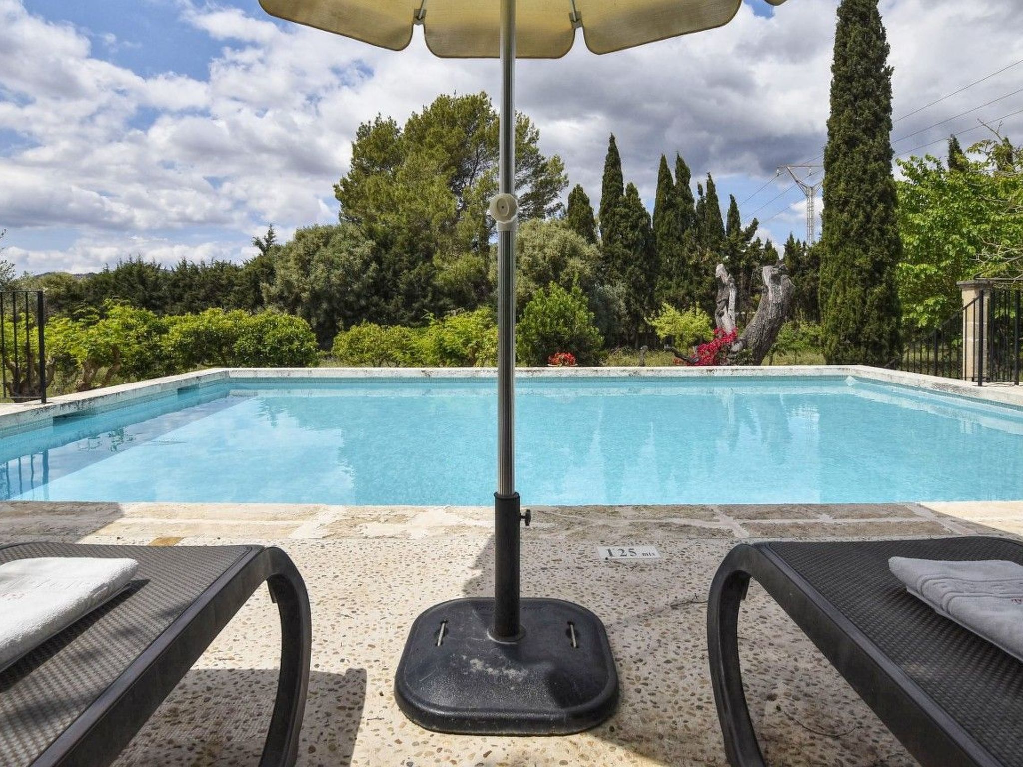 Ferienvilla mit privatem Pool - Image-tags.info