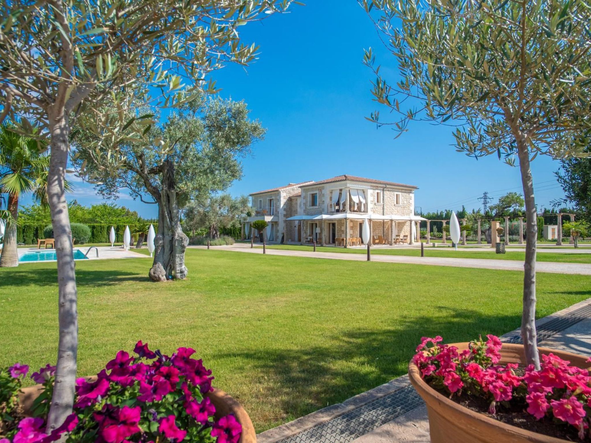 Villa mit Jacuzzi - Image-tags.info