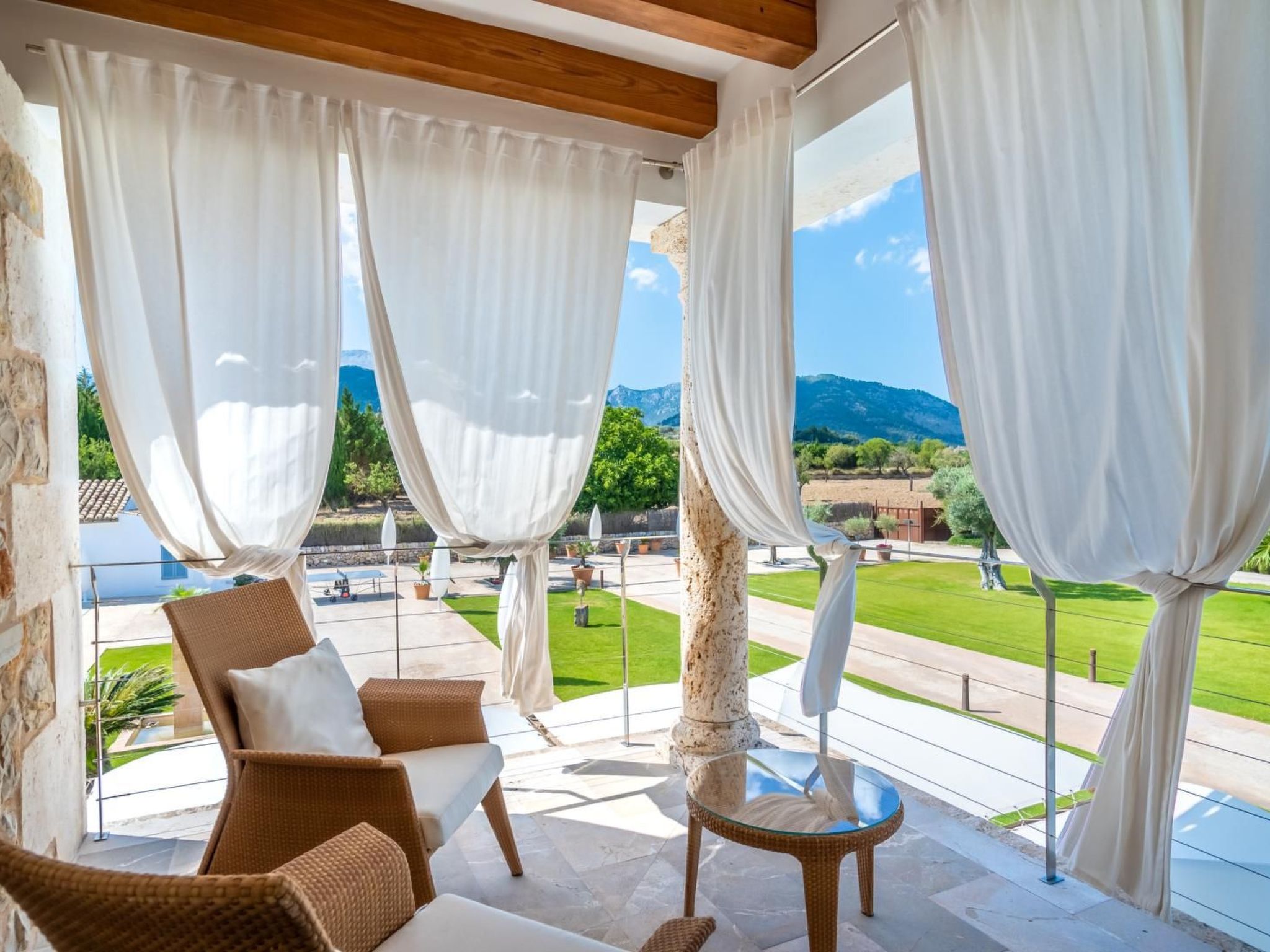 Villa mit Jacuzzi - Image-tags.info