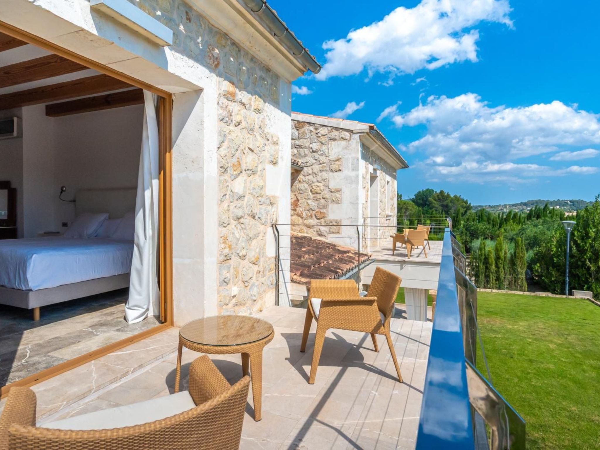 Villa mit Jacuzzi - Image-tags.info