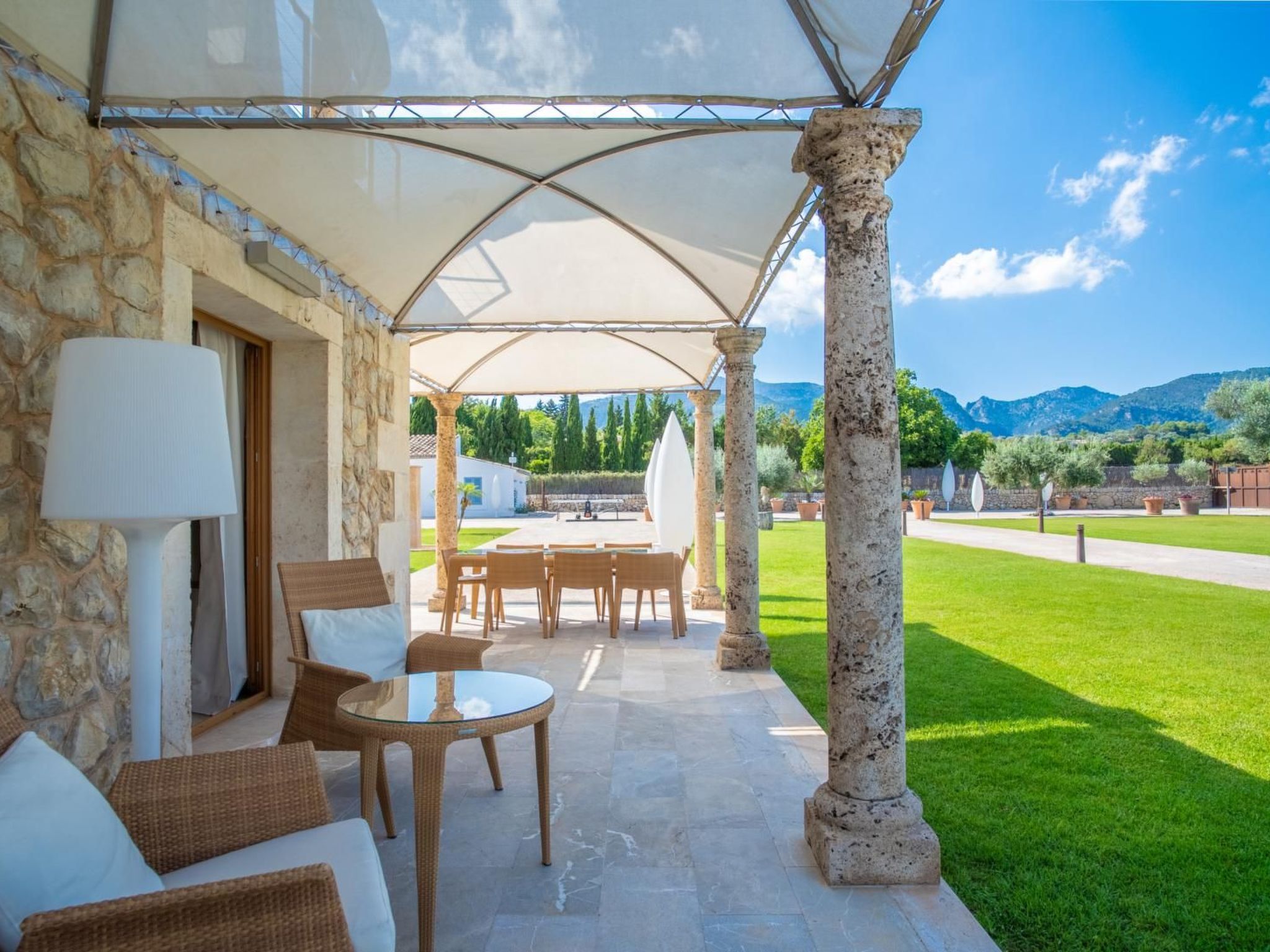 Villa mit Jacuzzi - Image-tags.info