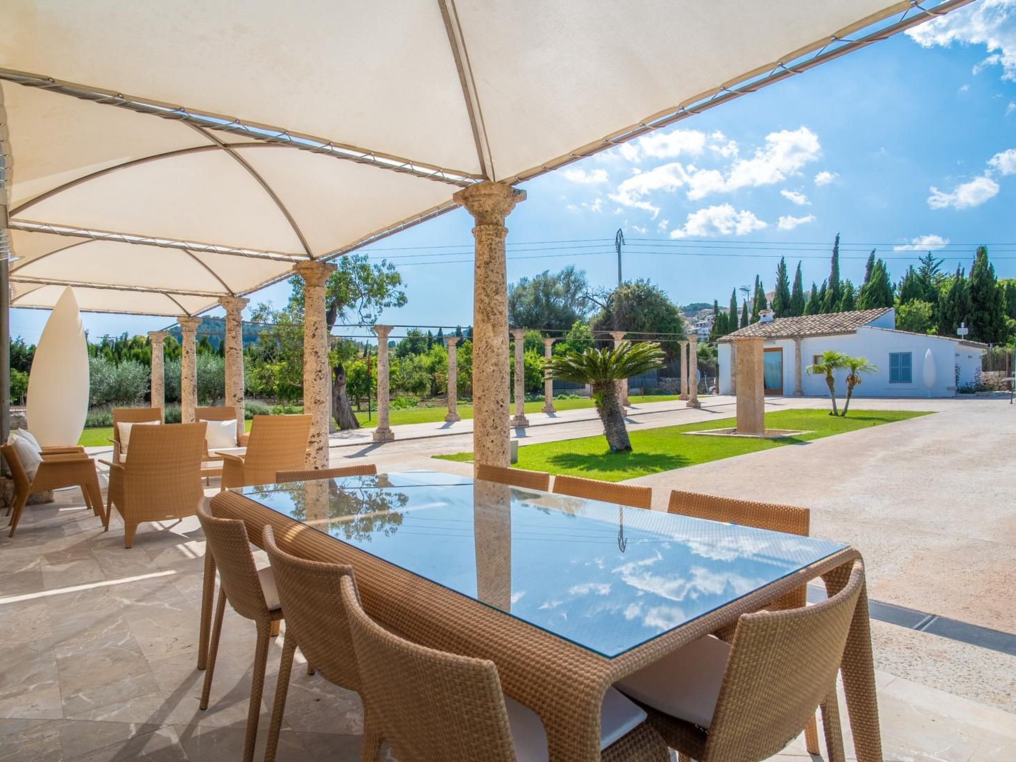 Villa mit Jacuzzi - Image-tags.info