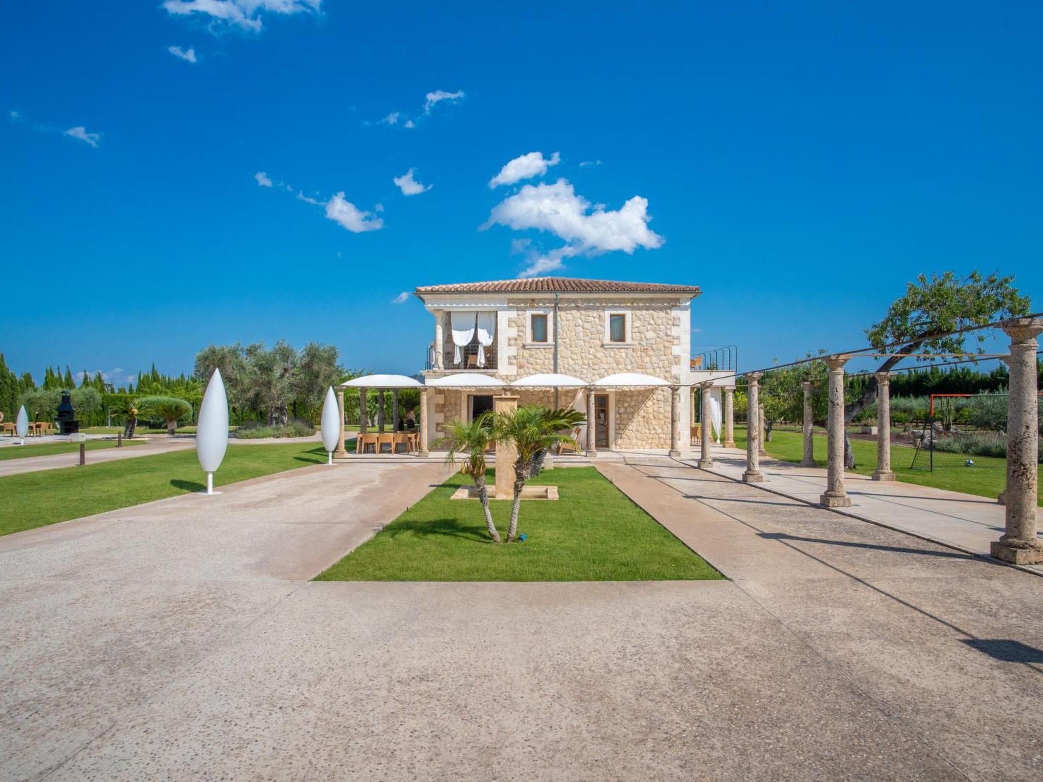 Villa mit Jacuzzi - Image-tags.info