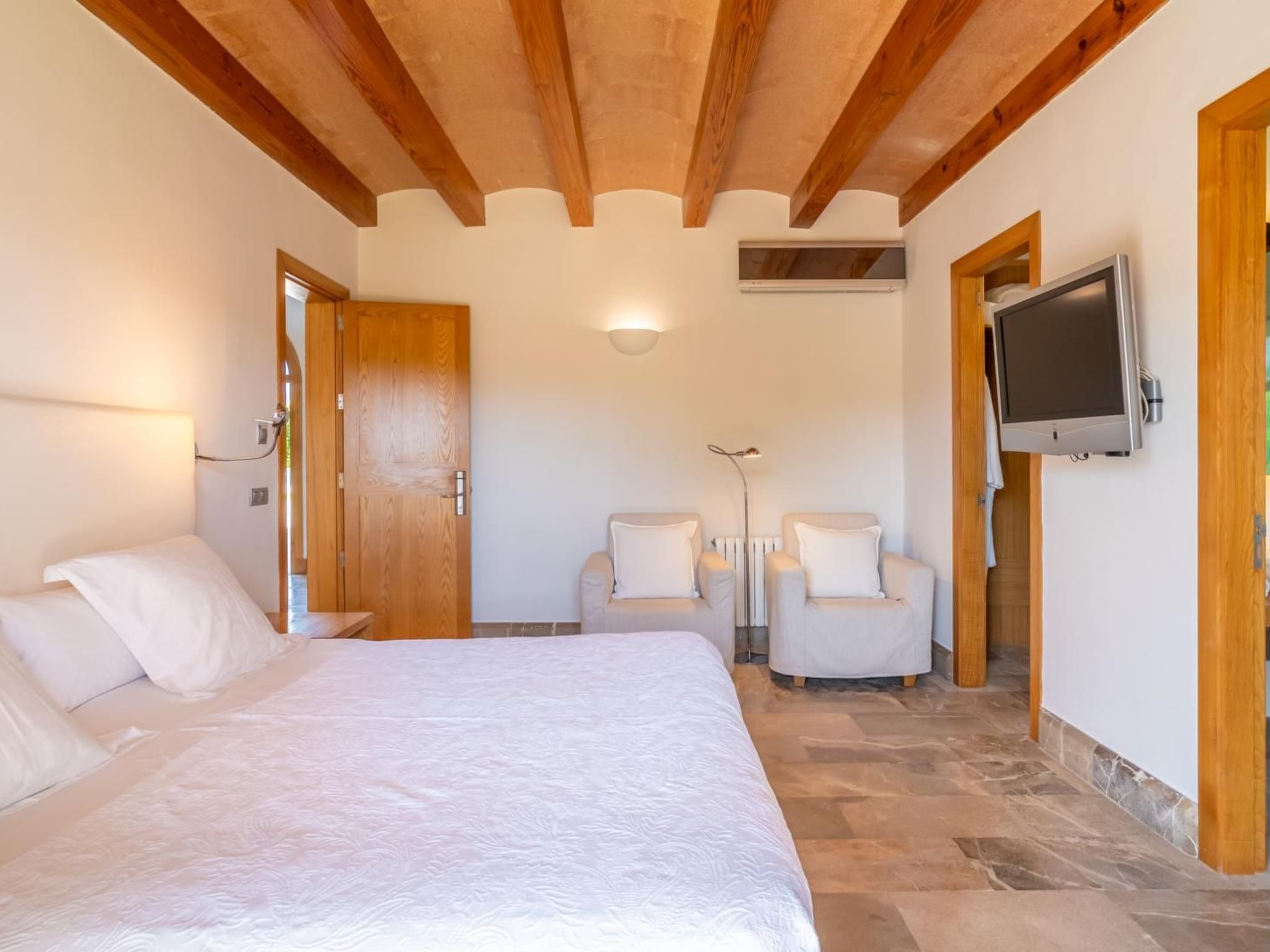 Villa mit Jacuzzi - Image-tags.info
