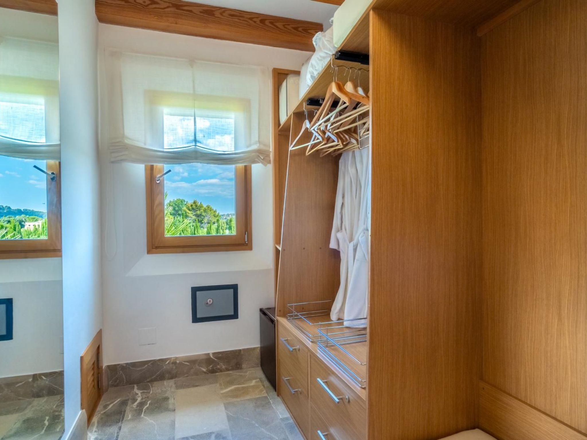 Villa mit Jacuzzi - Image-tags.info