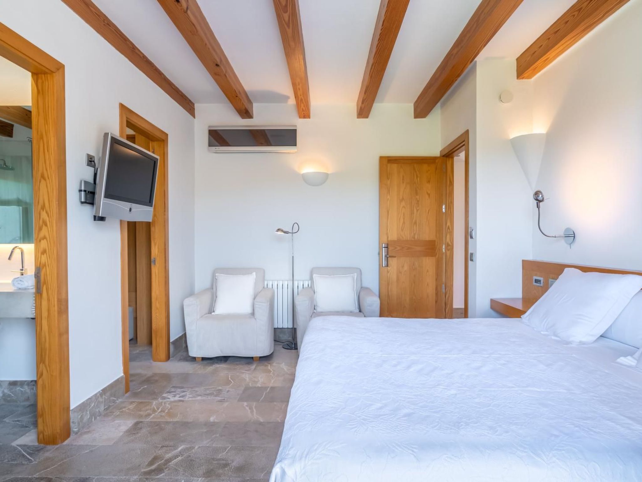 Villa mit Jacuzzi - Image-tags.info