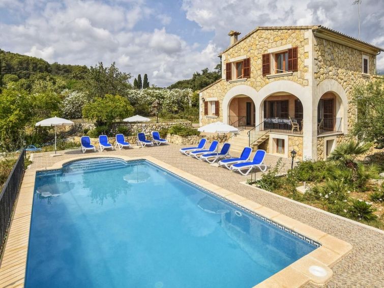 Privézwembad en bergzicht in ruim vakantiehuis in Campanet in Campanet