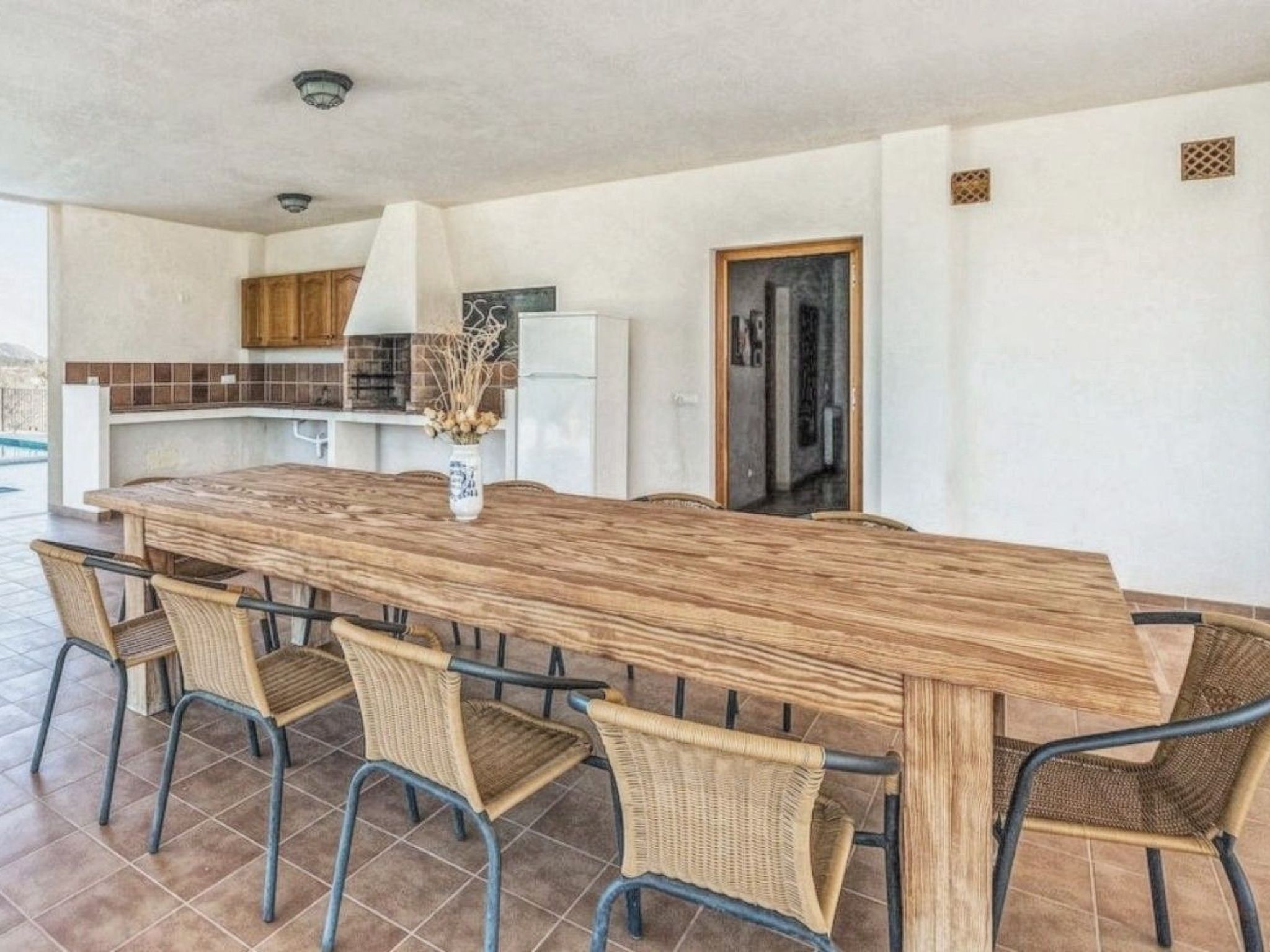 Ferienvilla mit Garten, Grill und Terrasse-Binnen