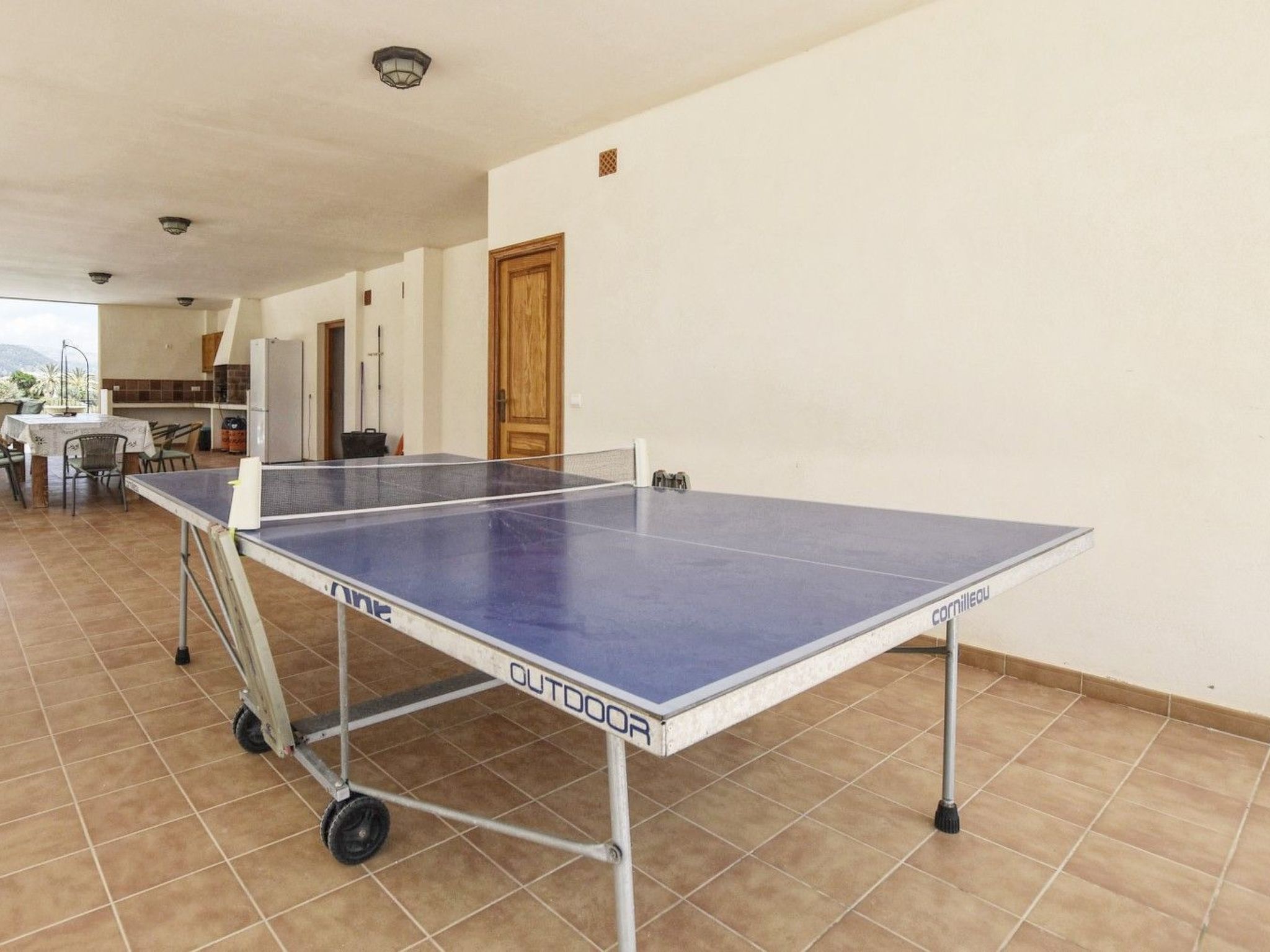 Ferienvilla mit Garten, Grill und Terrasse-Binnen