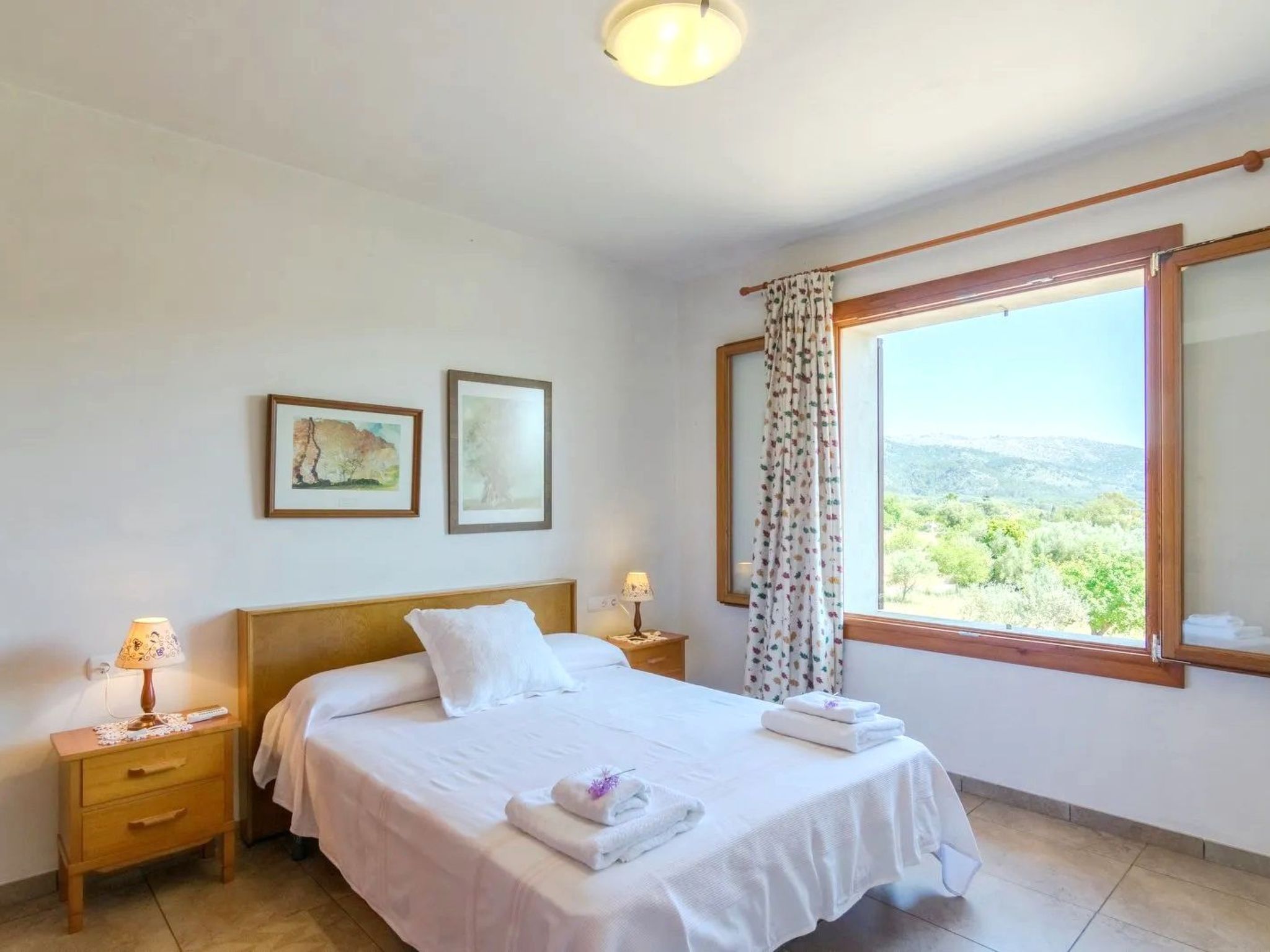 Photo of Schönes Landhaus mit Panoramablick auf die Berge