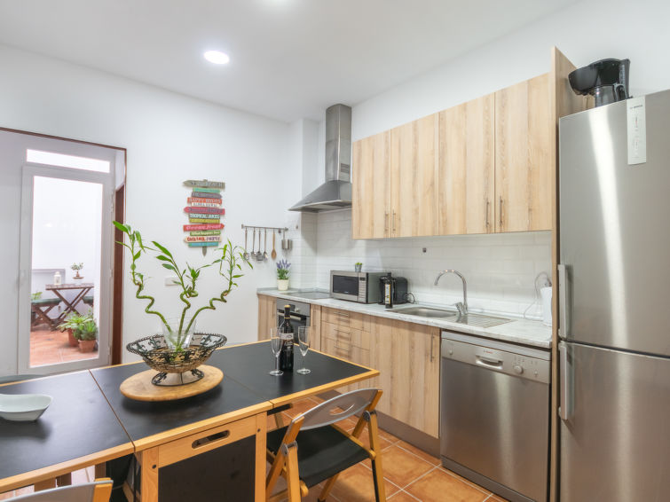 Search and Stay destination Sa Pobla, IB - Spain from AU$ 327. Robin