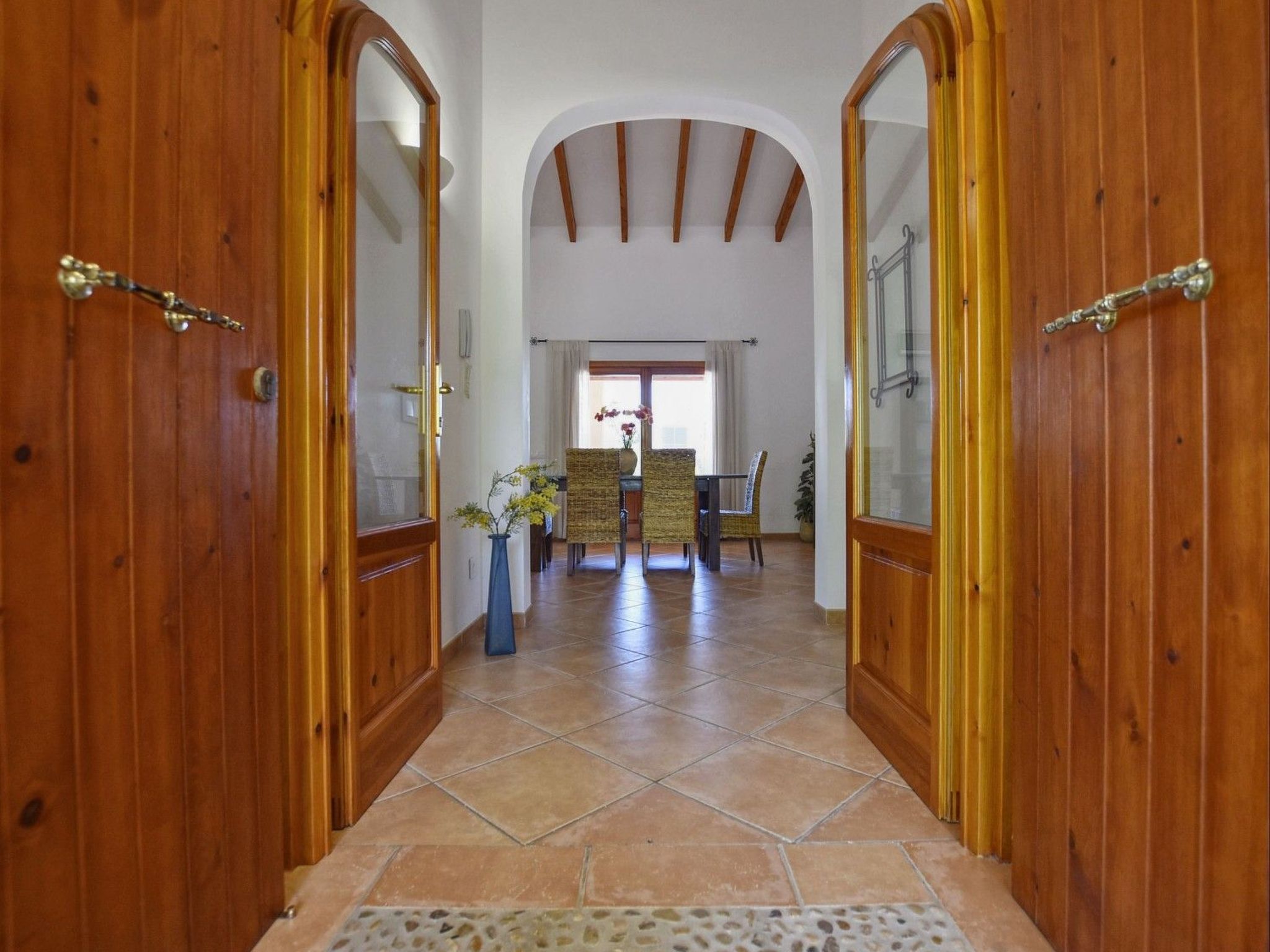 Moderne Villa mit privatem Pool in Crestatx-Drinnen