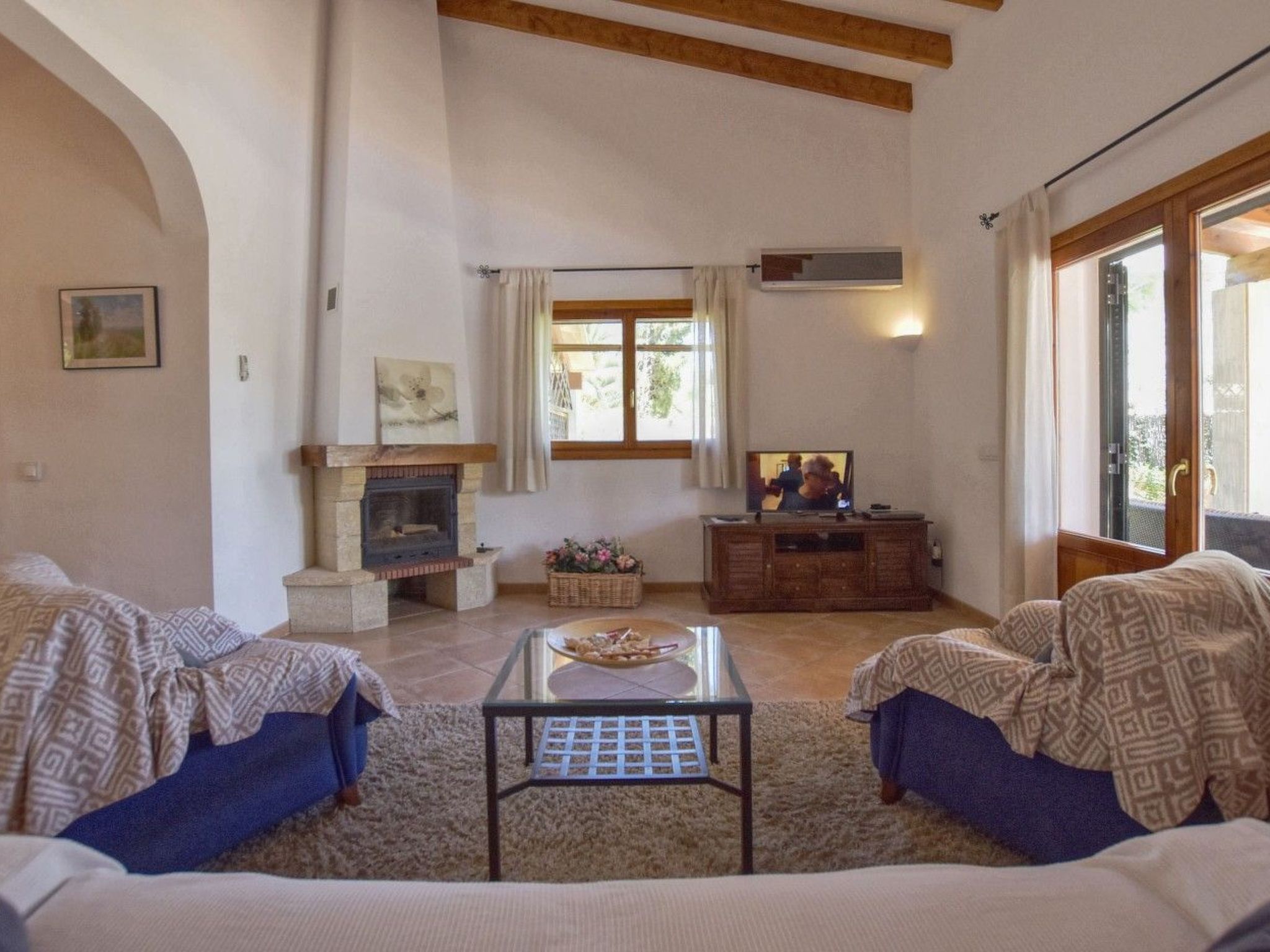 Moderne Villa mit privatem Pool in Crestatx-Image-tags.info