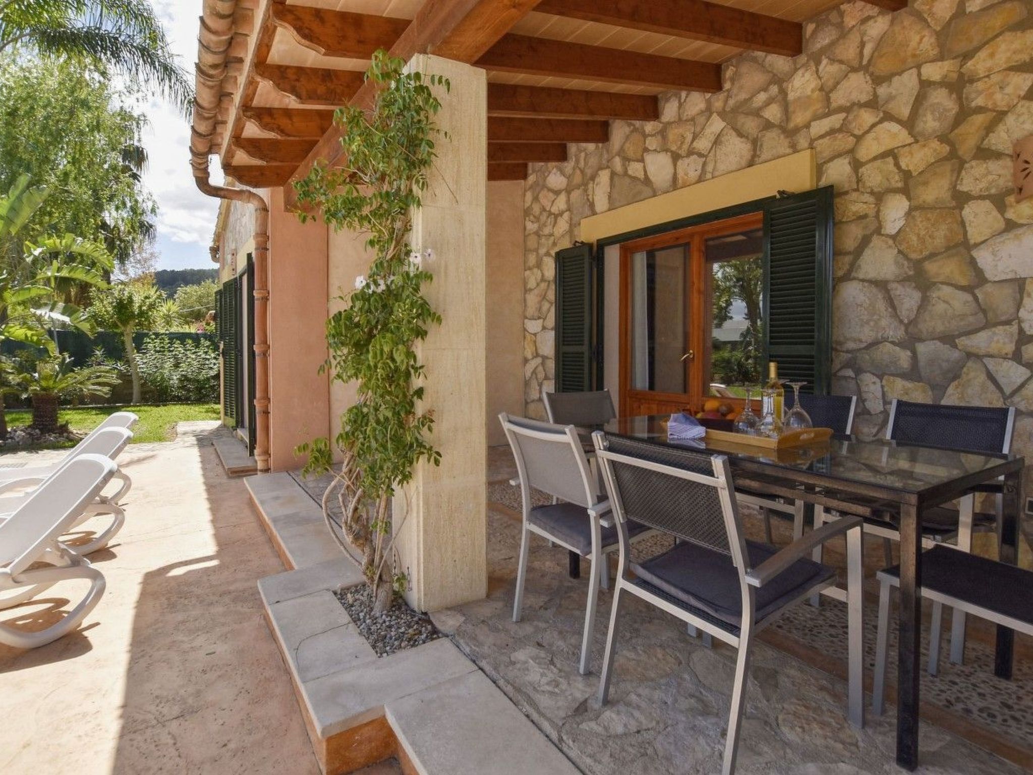 Moderne Villa mit privatem Pool in Crestatx-Image-tags.info