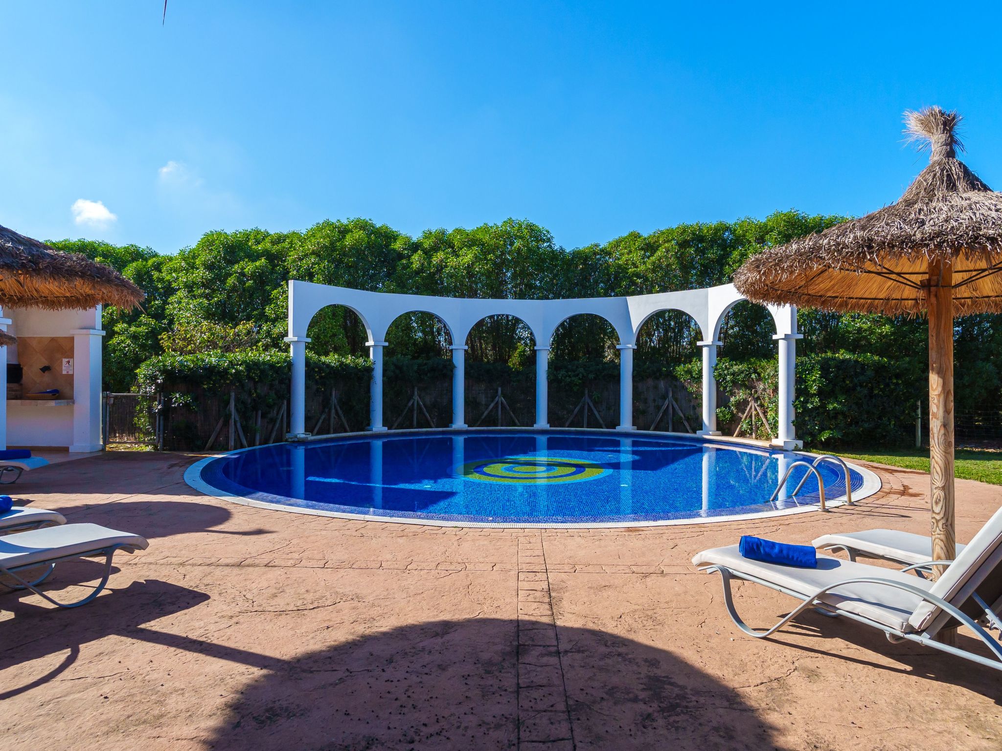 Schönes Landhaus mit Pool für 6 Personen-Inside