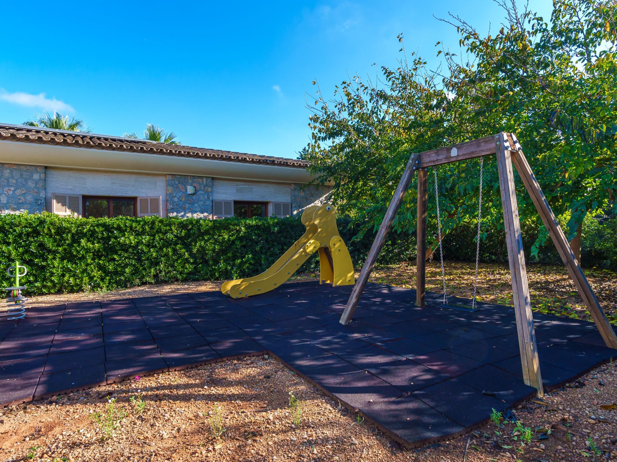 Schönes Landhaus mit Pool für 6 Personen-Inside