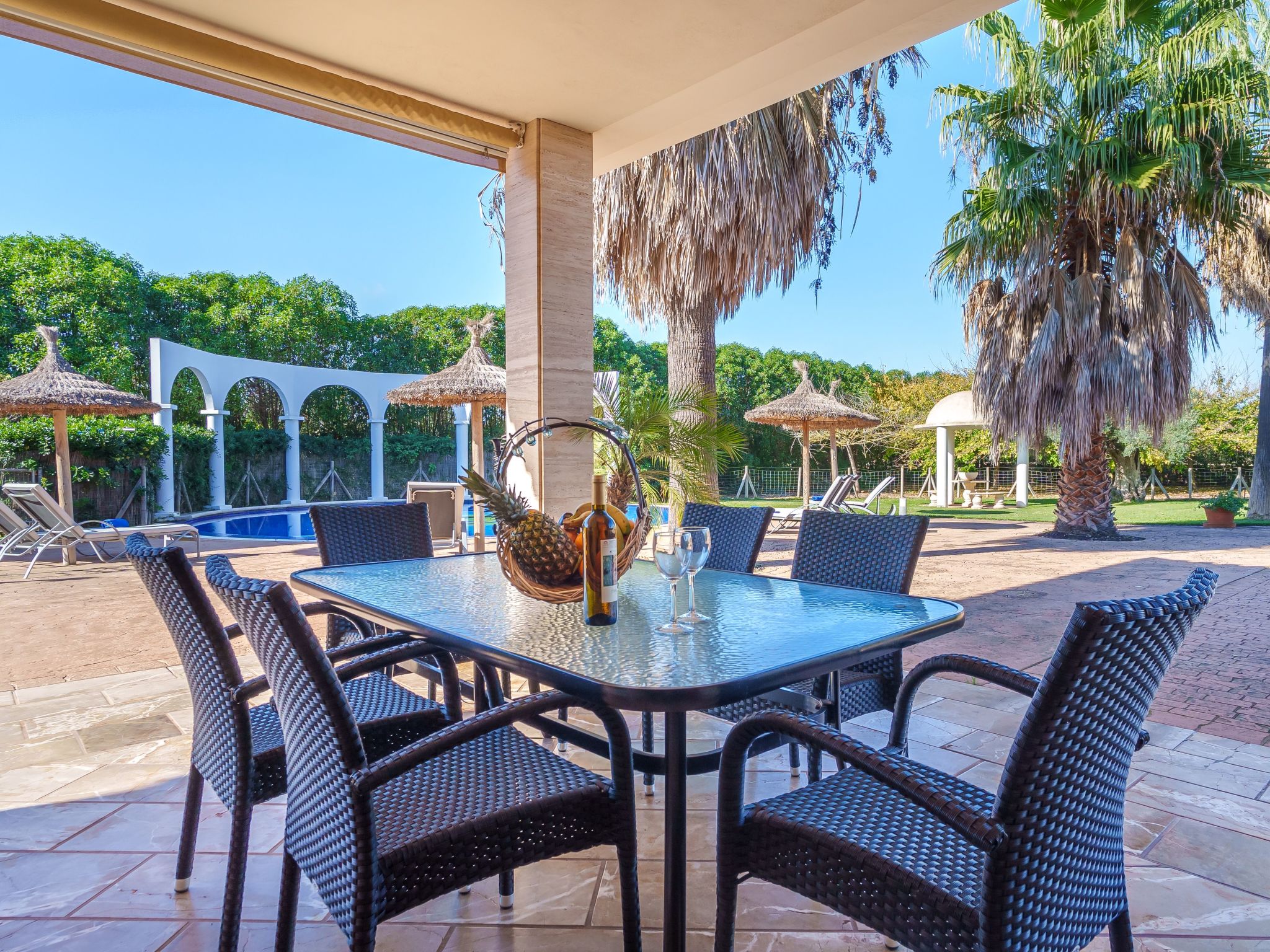 Schönes Landhaus mit Pool für 6 Personen-Inside