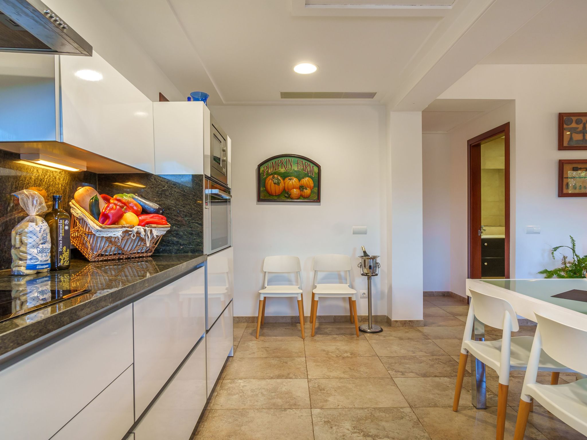 Schönes Landhaus mit Pool für 6 Personen