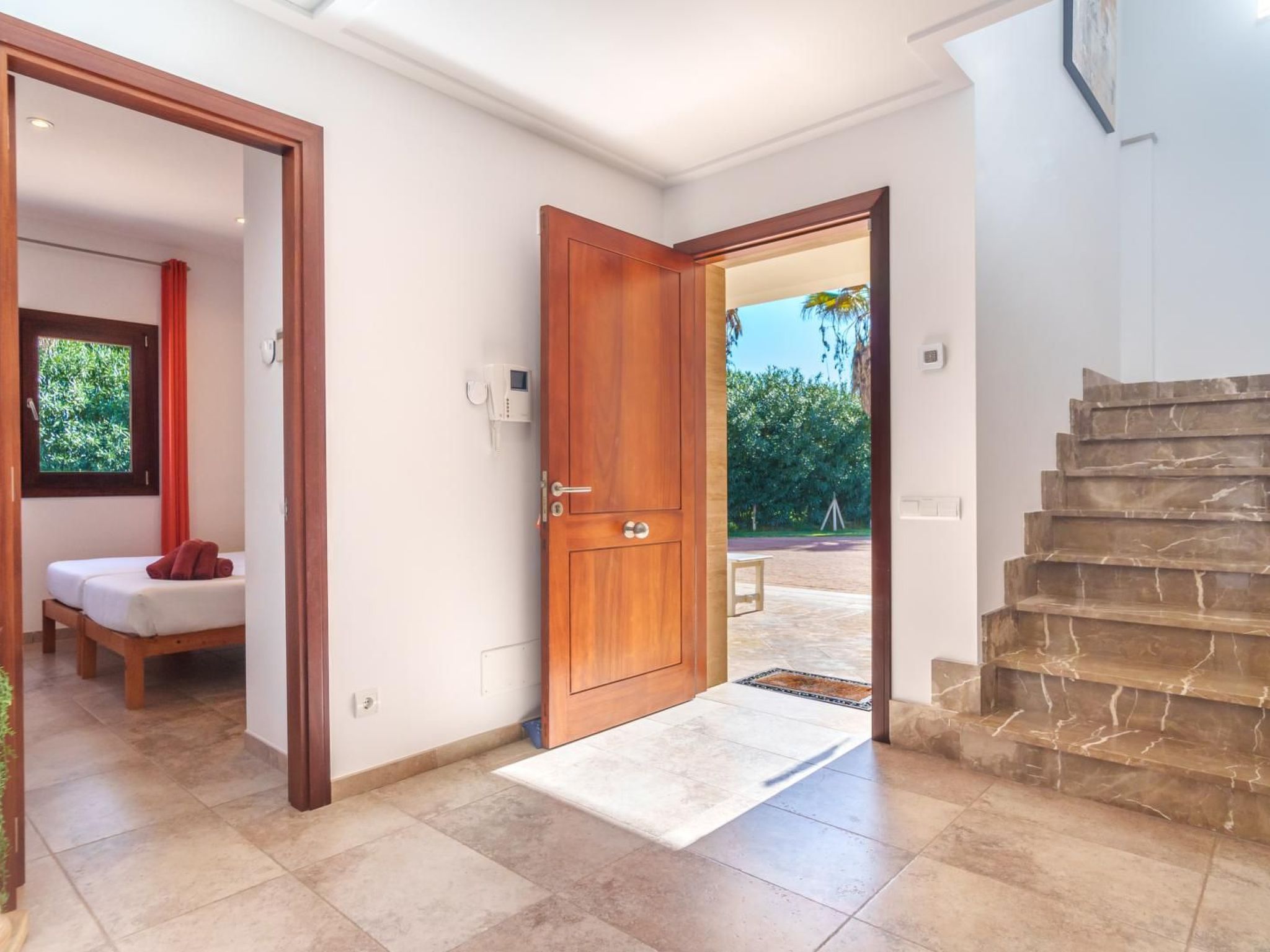 Schönes Landhaus mit Pool für 8 Personen-Dedans