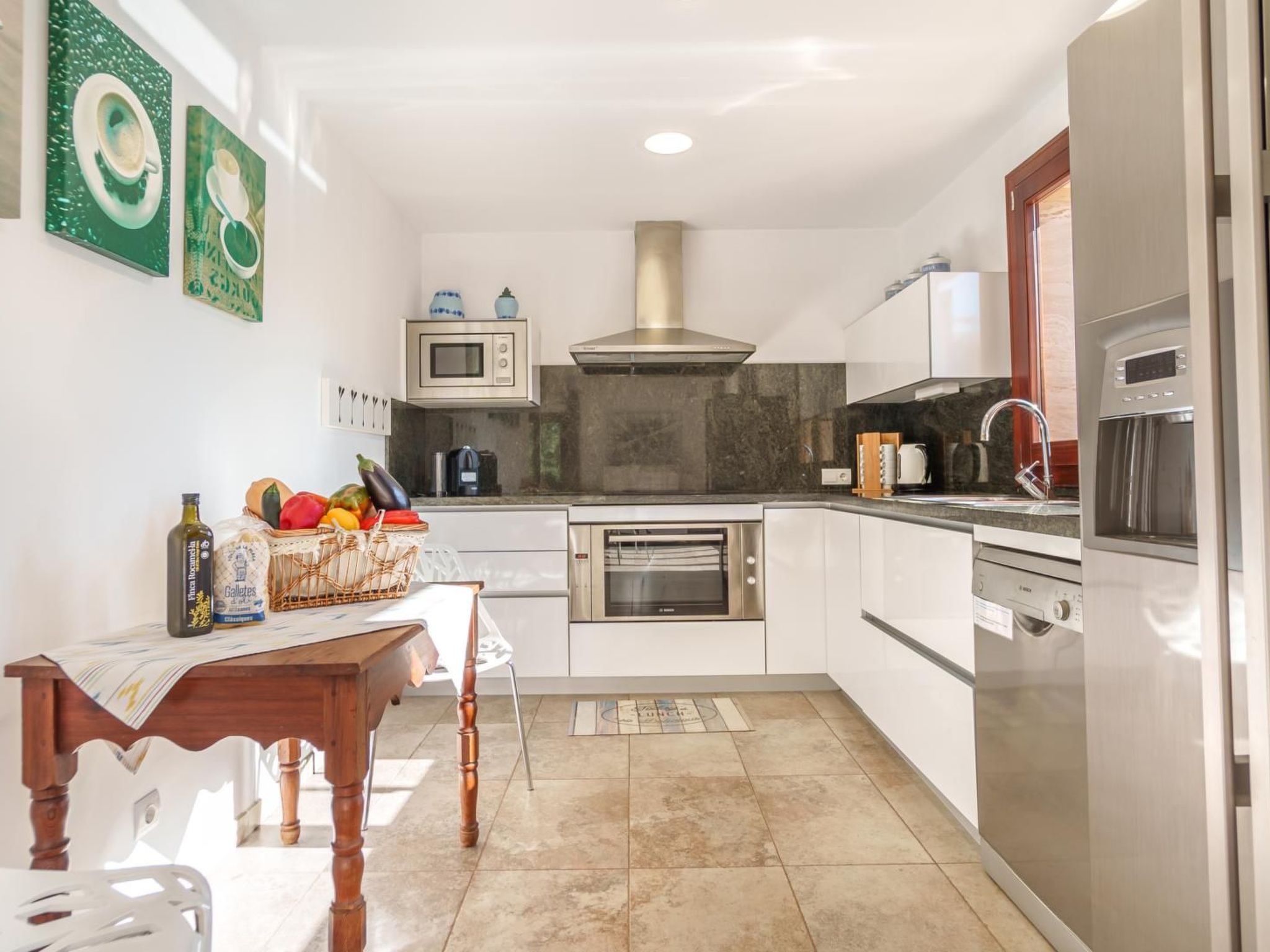 Schönes Landhaus mit Pool für 8 Personen-Dedans