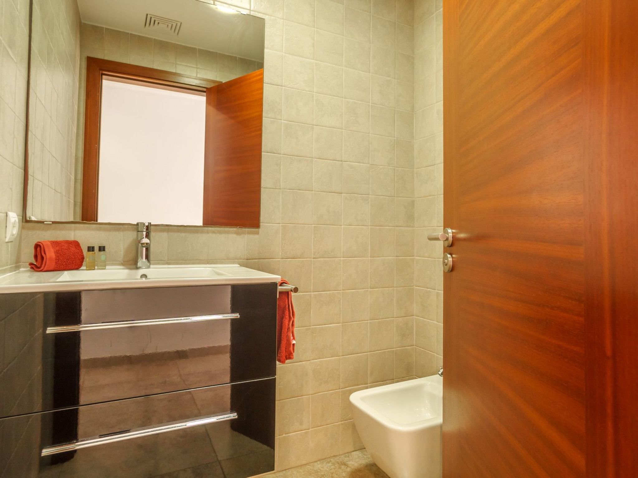 Schönes Landhaus mit Pool für 8 Personen