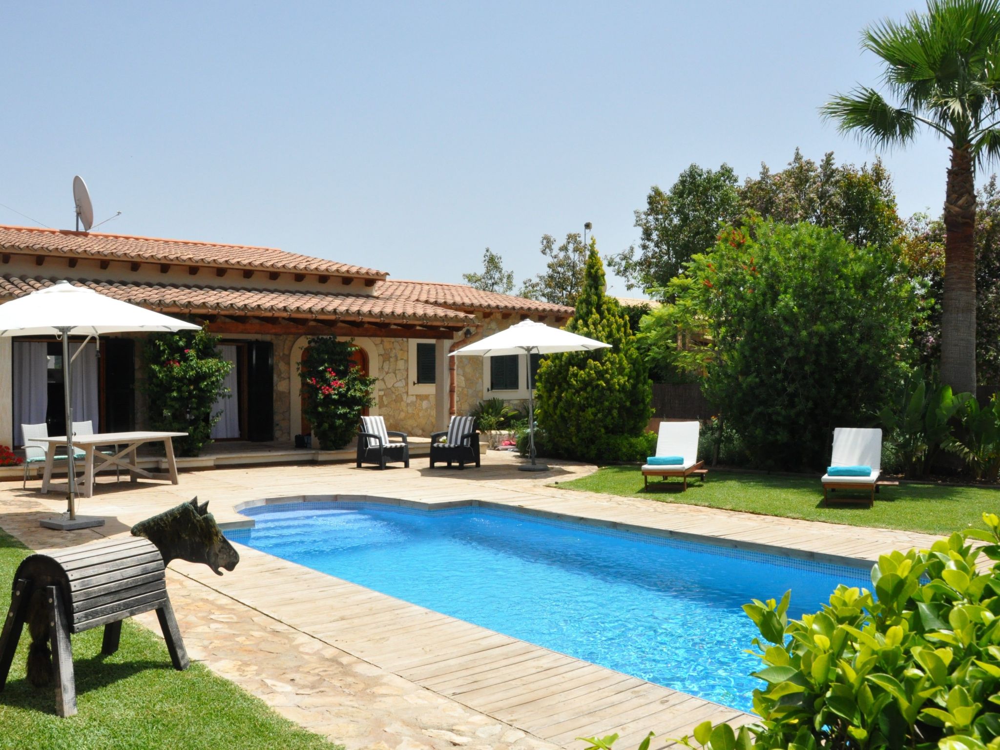 Villa Vista Verde mit Pool und Garten-Binnen