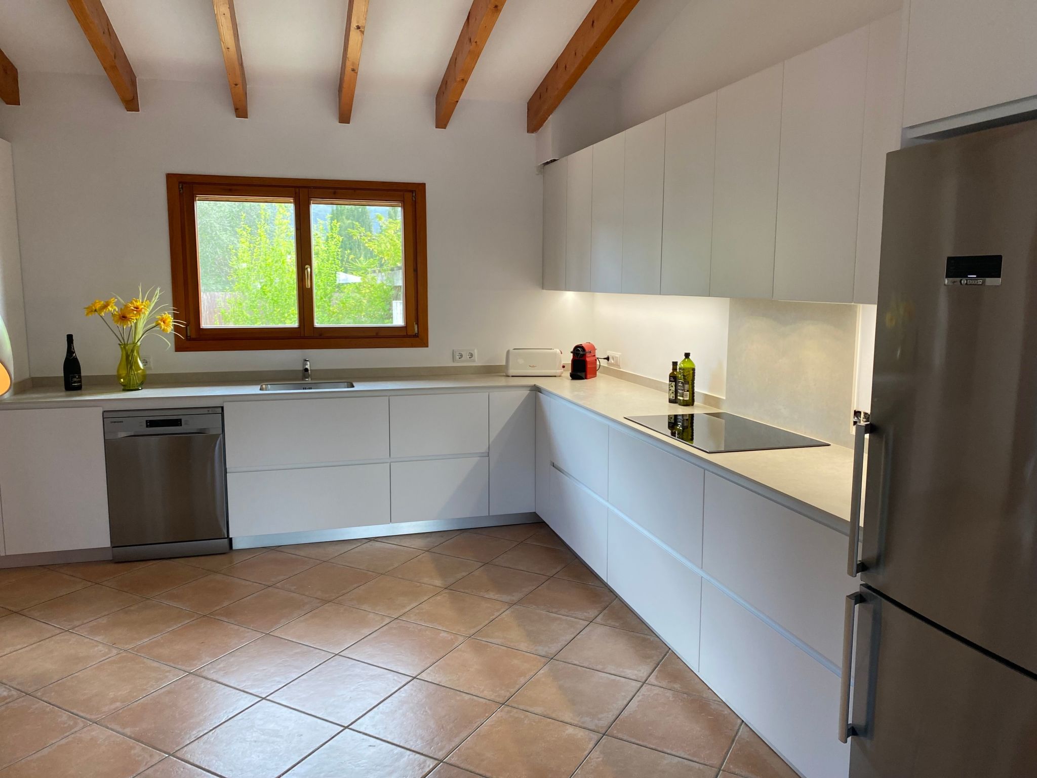 Villa Vista Verde mit Pool und Garten-Binnen