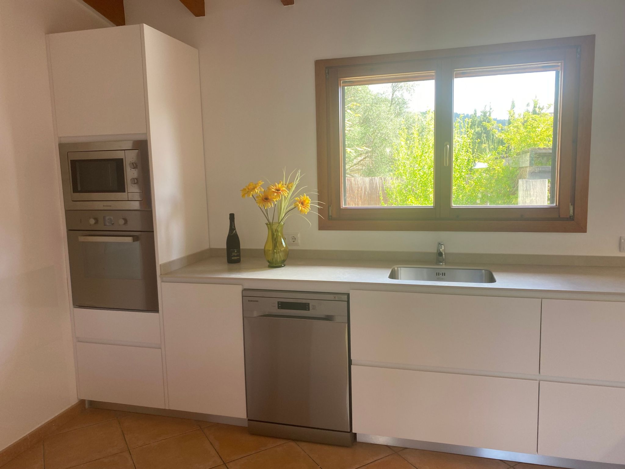 Villa Vista Verde mit Pool und Garten-Binnen