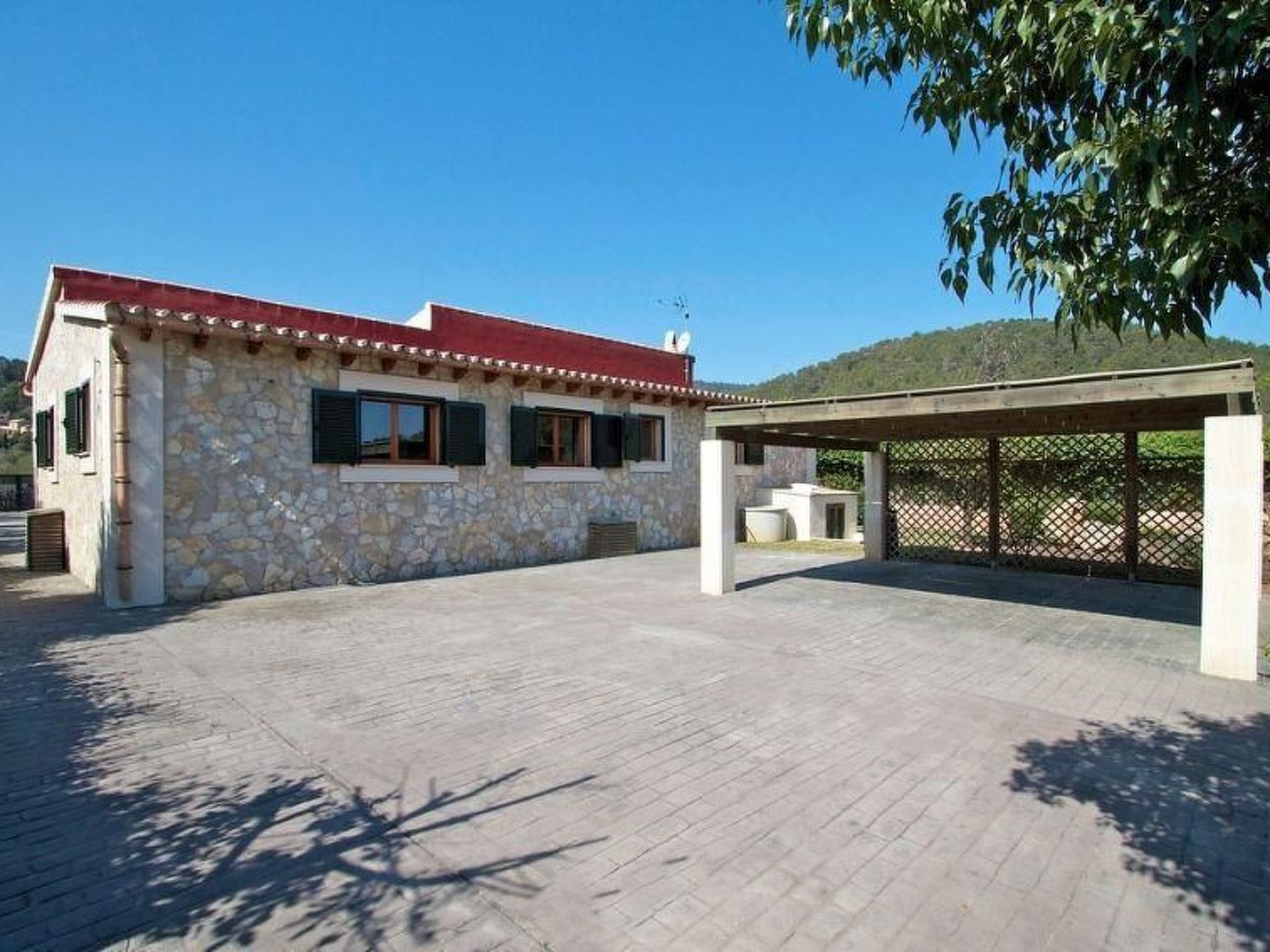 Villa Vista Verde mit Pool und Garten-Binnen